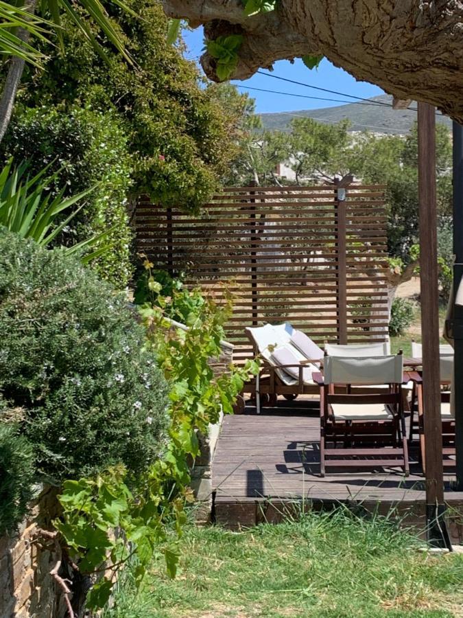 Beach House Set In A Beautiful Bay Caristo Exterior foto
