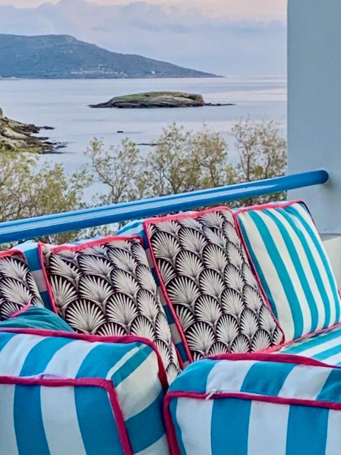 Beach House Set In A Beautiful Bay Caristo Exterior foto
